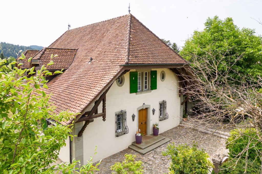 Landhaus-Villa in Lützelflüh BE | IMMOSEEKER.CH