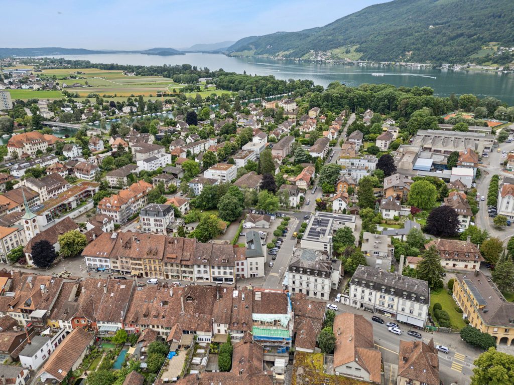 Mehrfamilienhaus mit Gewerbefläche in Nidau BE | IMMOSEEKER BE