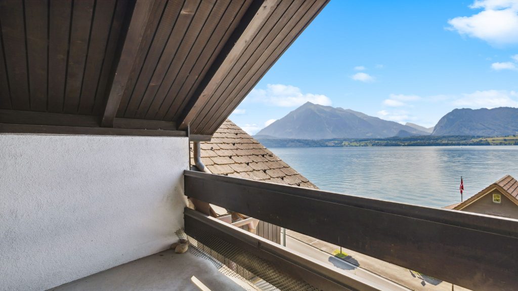 Dachwohnung in Oberhofen am Thunersee BE | IMMOSEEKER AG