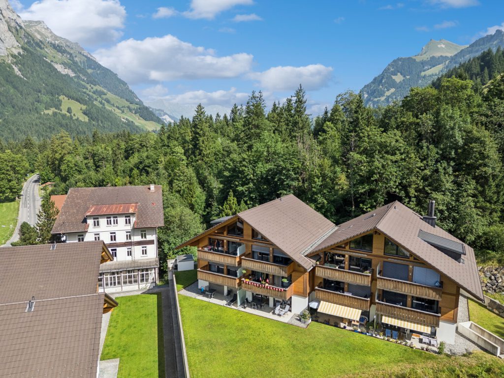 Gartenwohnung in Kandersteg BE
