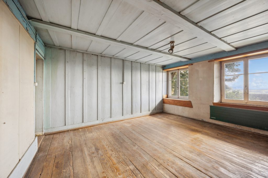 Bauland mit Altbauliegenschaft in Bettlach SO | IMMOSEEKER.CH