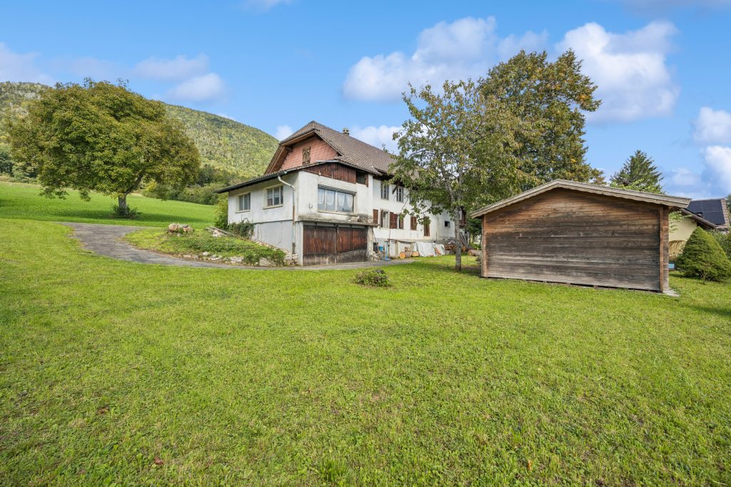 Bauland mit Altbauliegenschaft in Bettlach SO | IMMOSEEKER.CH