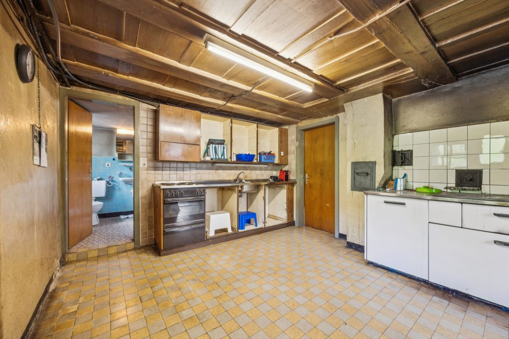 Bauland mit Altbauliegenschaft in Bettlach SO | IMMOSEEKER.CH