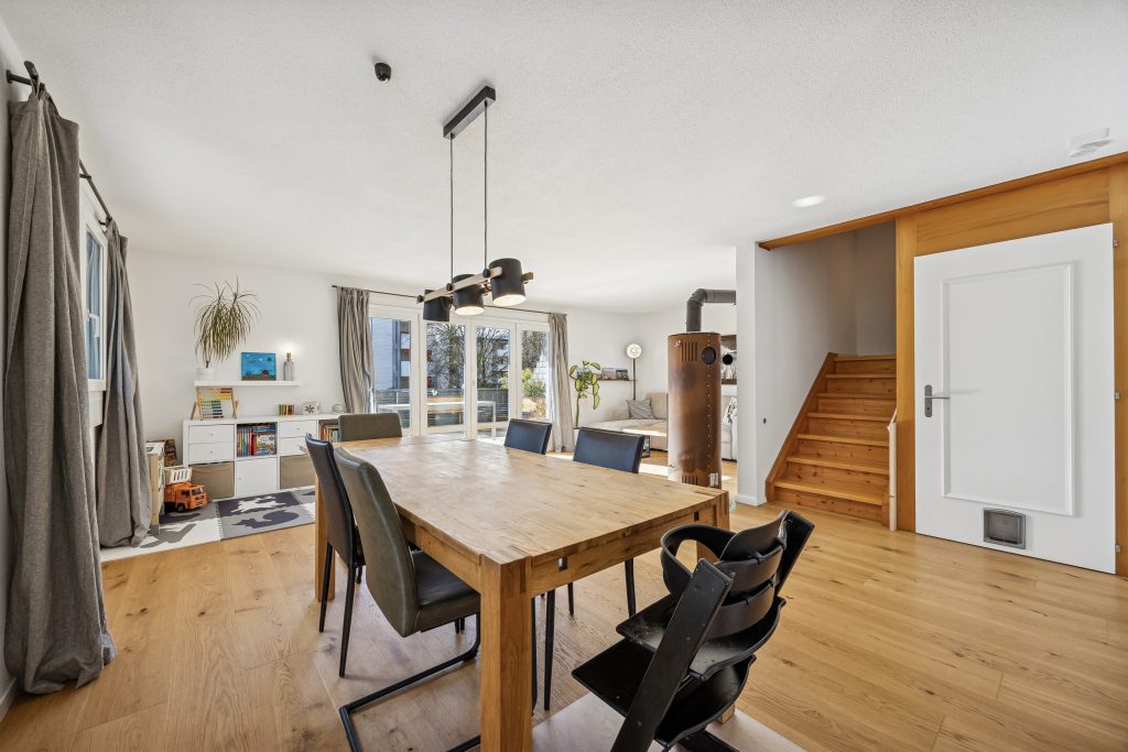 Doppeleinfamilienhaushälfte in Kerzers FR | IMMOSEEKER.CH