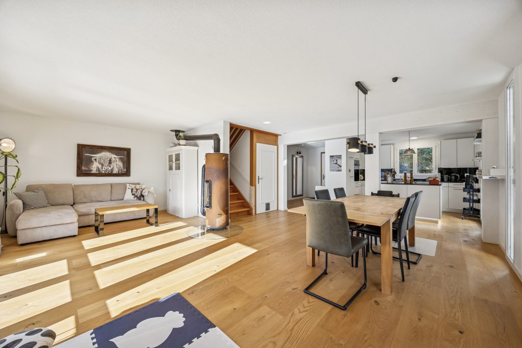 Doppeleinfamilienhaushälfte in Kerzers FR | IMMOSEEKER.CH