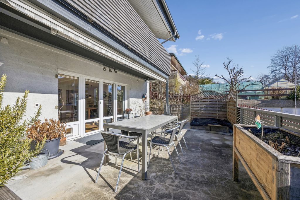 Doppeleinfamilienhaushälfte in Kerzers FR | IMMOSEEKER.CH