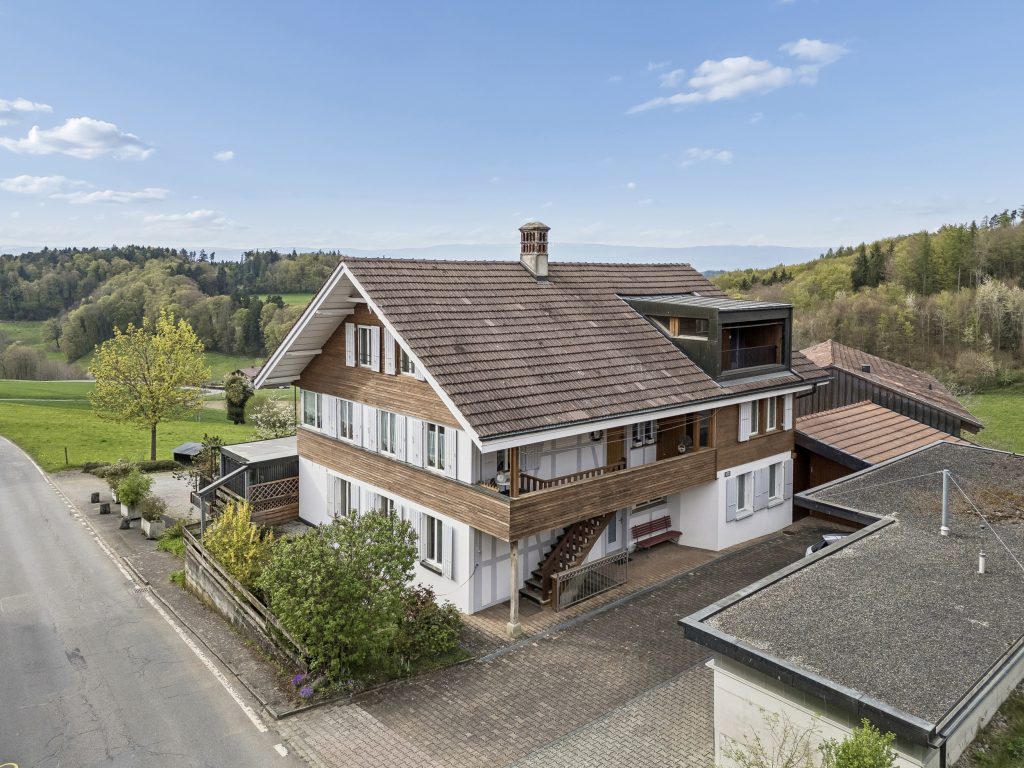 Mehrfamilienhaus in Gümmenen | IMMOSEEKER.CH