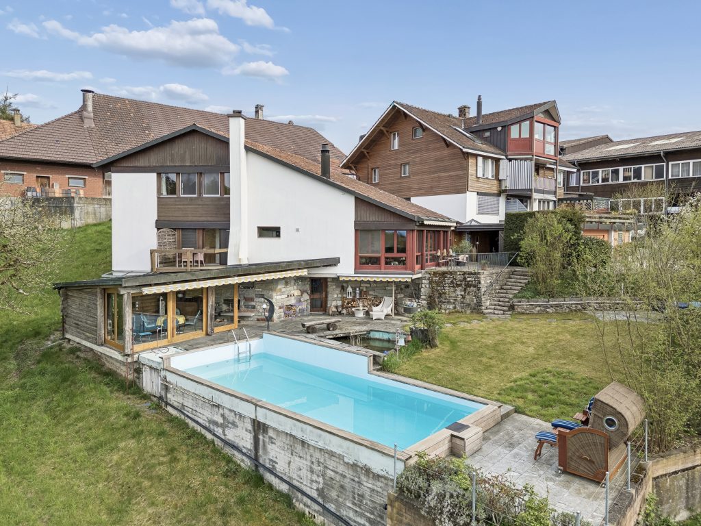 Mehrfamilienhaus in Gümmenen | IMMOSEEKER.CH