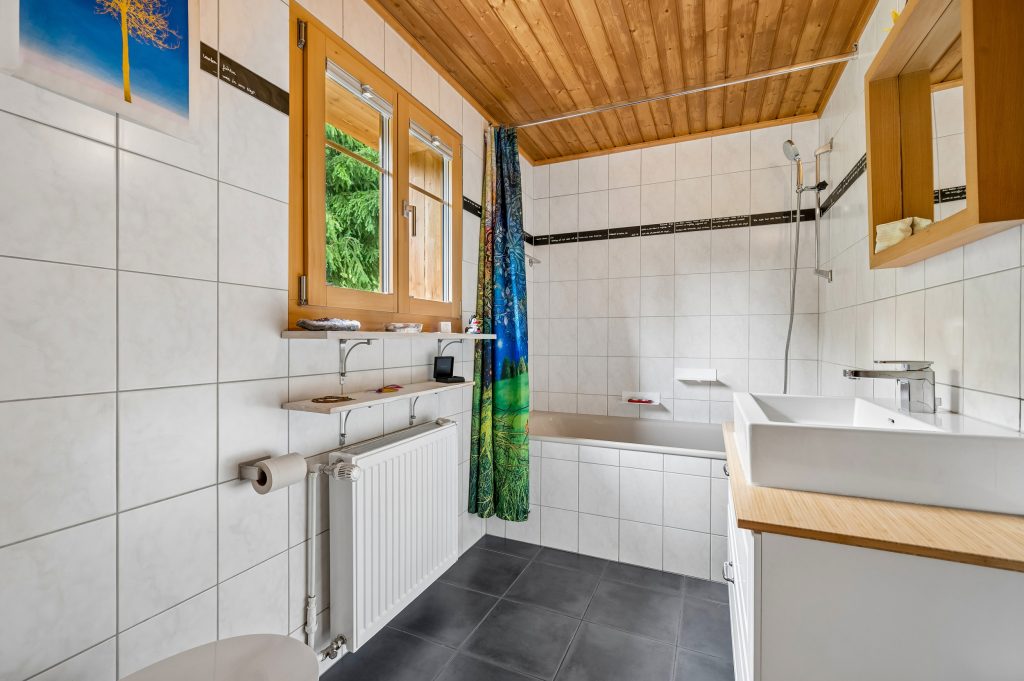 Zweifamilien-Chalet in Ernen VS | IMMOSEEKER.CH