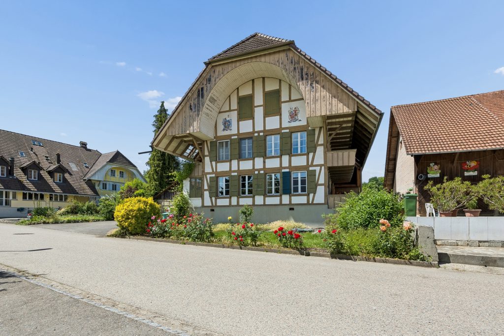 Bauernhaus in Finsterhennen BE | IMMOSEEKER.CH