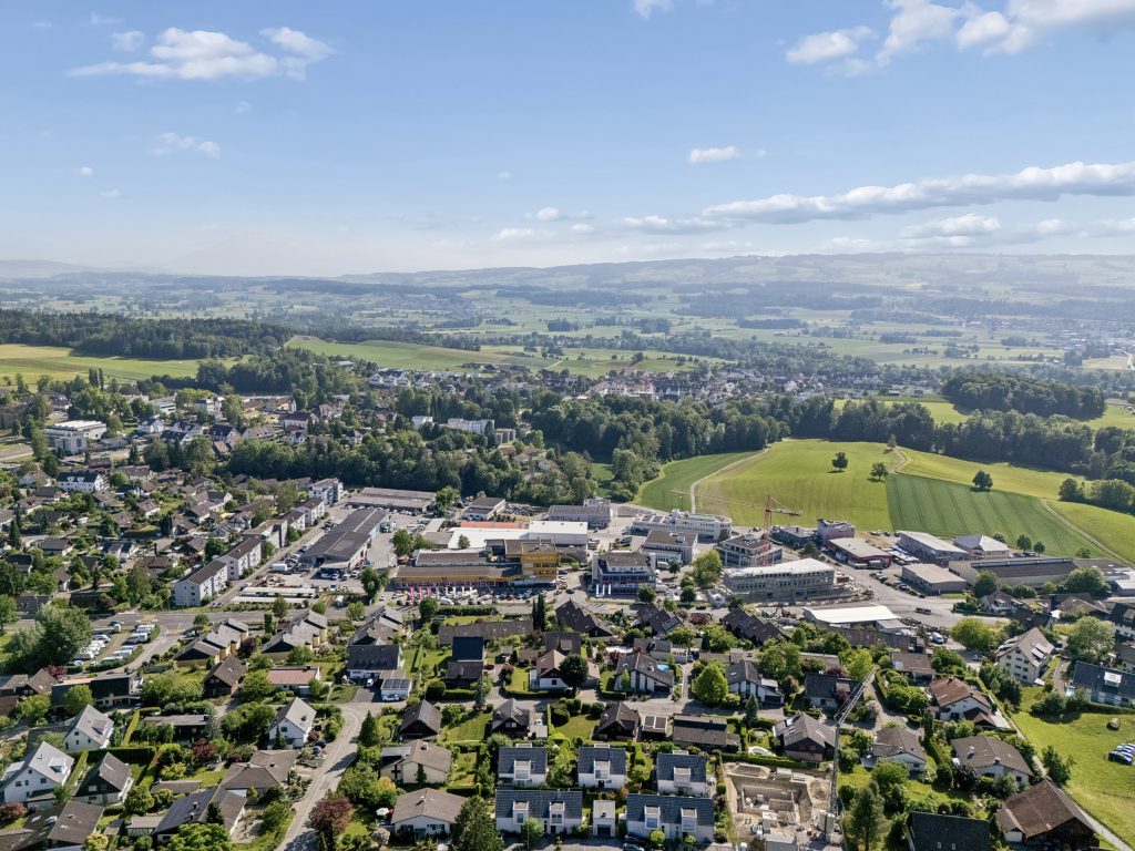 Doppeleinfamilienhaushälfte in Obfelden ZH | IMMOSEEKER.CH
