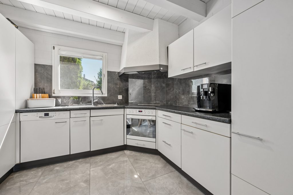 Reihenmittelhaus in Lengnau BE | IMMOSEEKER.CH