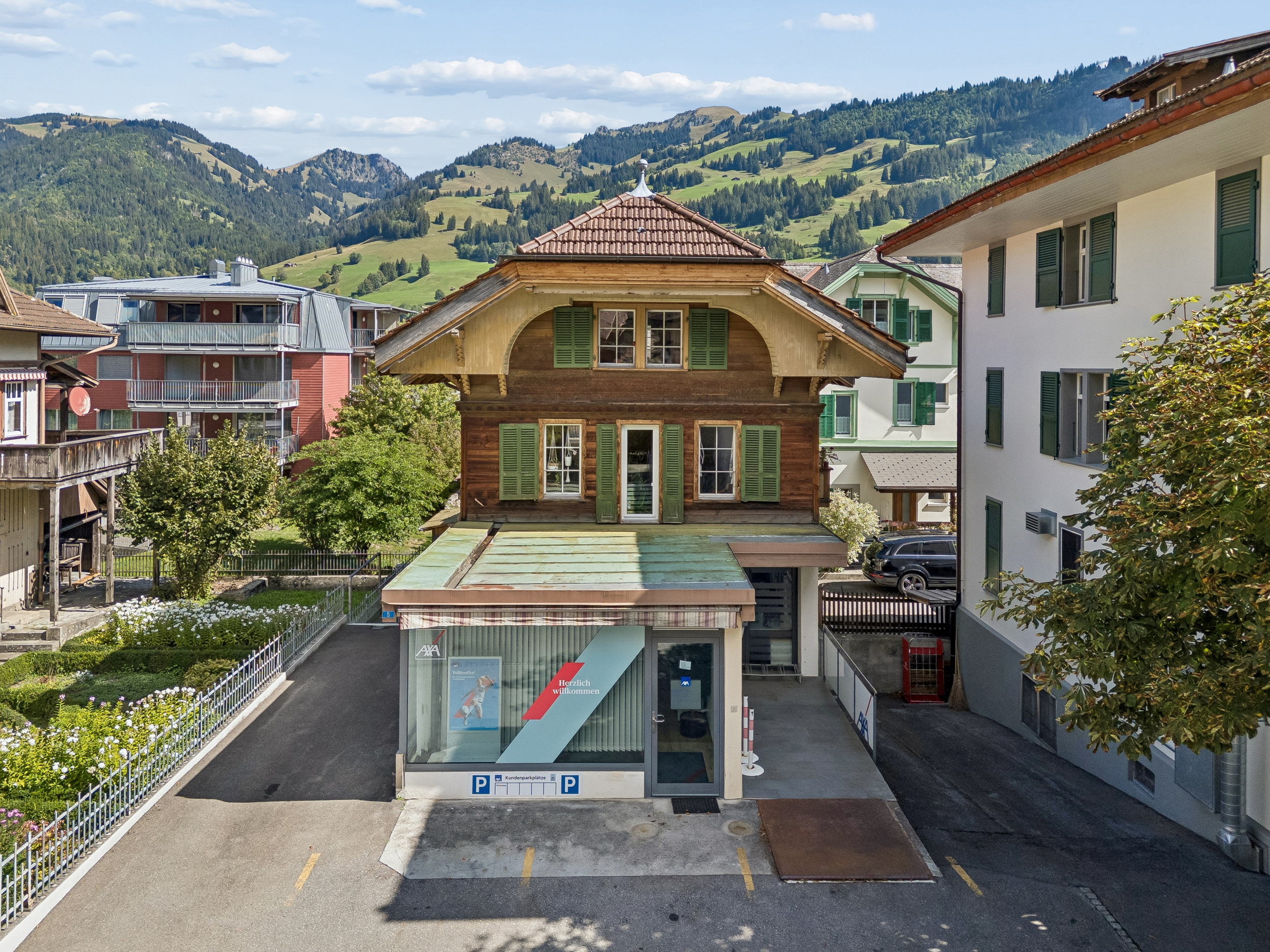 Einfamilienhaus mit Gewerberäumlichkeit in Zweisimmen BE | IMMOSEEKER.CH