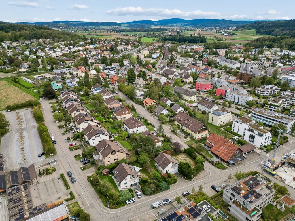 Doppeleinfamilienhaushälfte in Seuzach ZH | IMMOSEEKER.CH