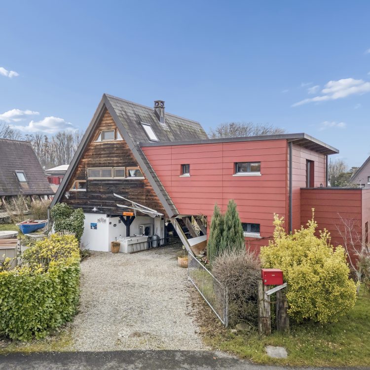 3.5-Zimmer-Einfamilienhaus mit privatem Bootsplatz in Chevroux VD | IMMOSEEKER.CH