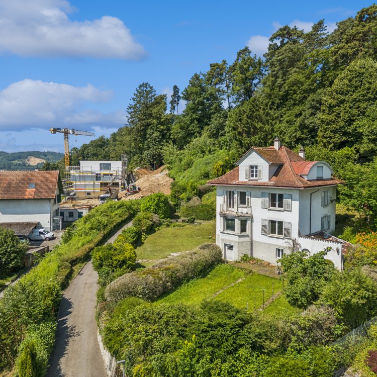 Bauland mit Abbruchobjekt in Lengnau BE | IMMOSEEKER.CH