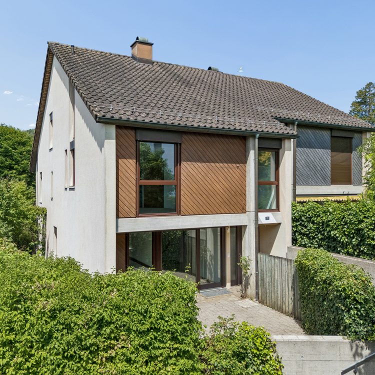 Doppeleinfamilienhaushälfte in Weiningen ZH | IMMOSEEKER.CH