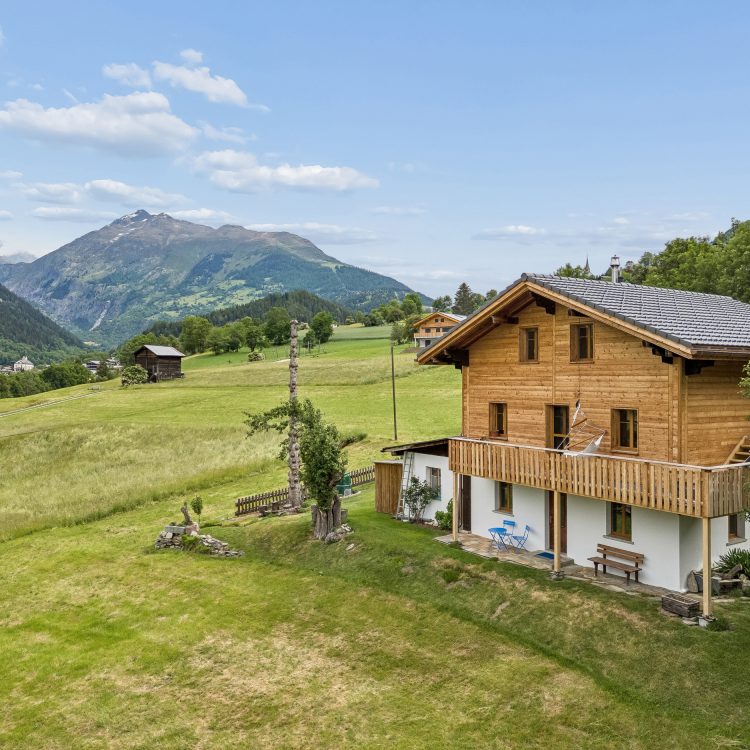 Zweifamilien-Chalet in Ernen VS | IMMOSEEKER.CH