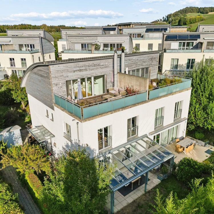 Doppeleinfamilienhaushälfte in Eglisau ZH | IMMOSEEKER.ch
