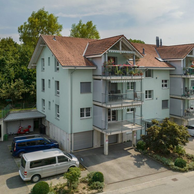Stufenlose Eigentumswohnung in der beliebten Gemeinde Kerzers FR | IMMOSEEKER.CH
